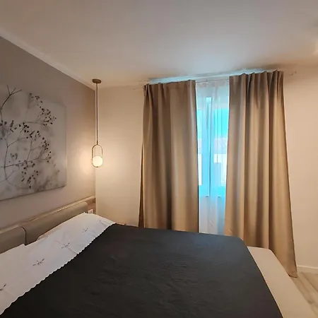Summer Apartment *